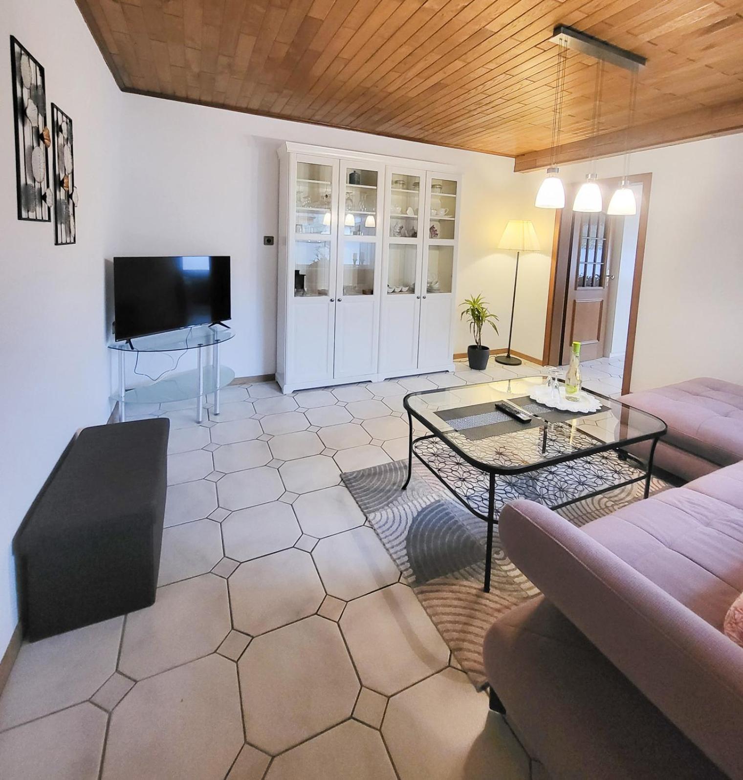 Ferienwohnung Meyer Surwold エクステリア 写真