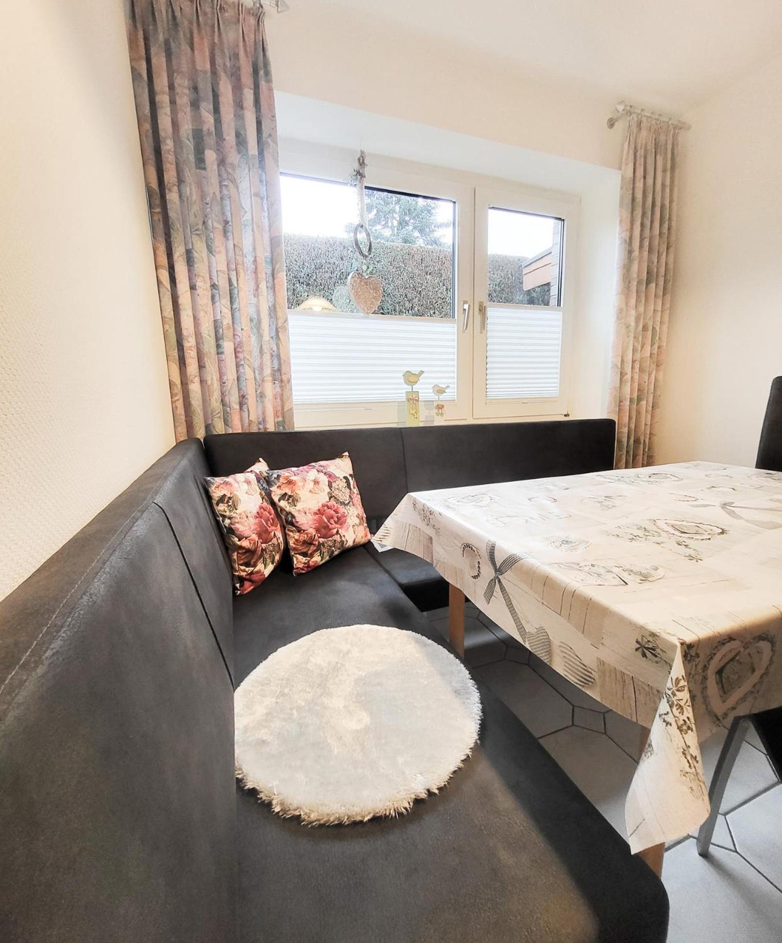 Ferienwohnung Meyer Surwold エクステリア 写真